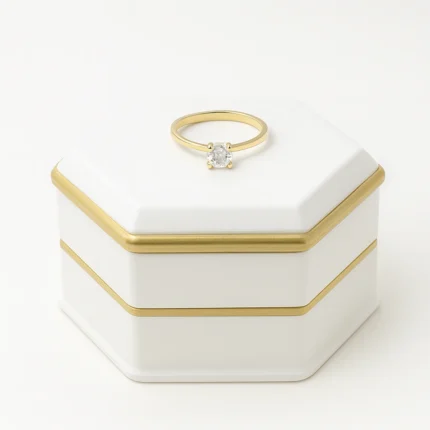 18K Gold Classic Solitaire Ring