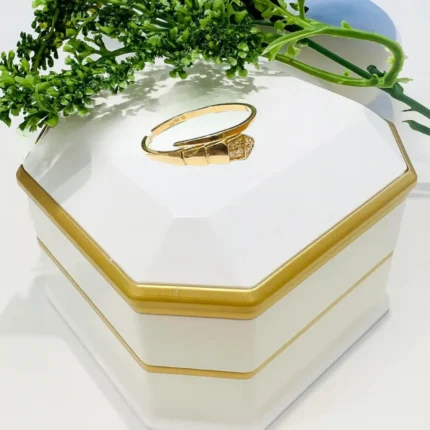 18K Gold Geometric Accent Ring